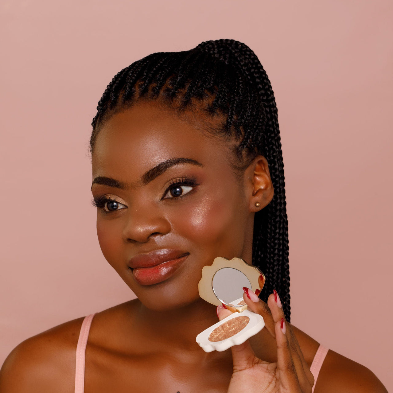 Glow Tide Seashell Highlighter